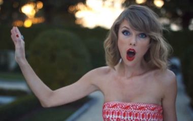 Blank Space-Taylor Swift, 1 δις προβολές σε Vevo & YouTube