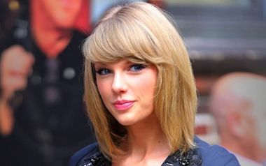 Taylor Swift: επιλέγει 9 τραγούδια που 'θα ομορφύνουν' την ζωή μας