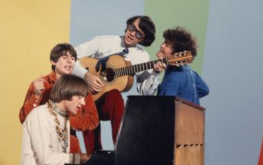 The Monkees - Daydream Believer (1967)