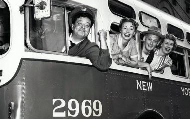 The Honeymooners - Η κωμική σειρά του Jackie Gleason κυκλοφόρησε σαν σήμερα το 1955