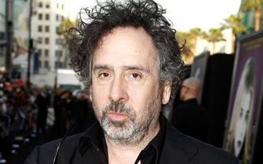 63 ετών ο Tim Burton, έχει φοβερές ταινίες στο ιστορικό του