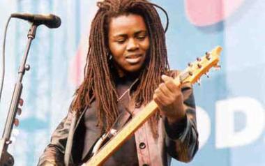 Talking about a revolution-Tracy Chapman 