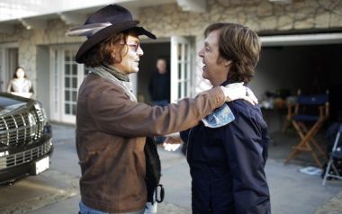 Paul McCartney παίζει Blues με Johnny Depp & μπλουζίστες