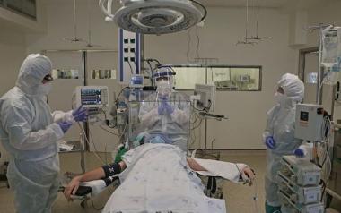 Το καμπανάκι προειδοποιεί. Κορονοϊός-Ελλάδα: 52 στις ΜΕΘ, 287 Κρούσματα