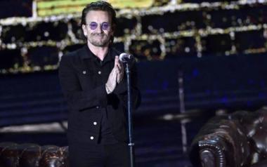 Ο Bono έγραψε ποίημα για την Ουκρανία και η Νάνσι Πελόζι το απήγγειλε