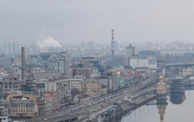 Πυραυλικές επιθέσεις στο Κίεβο και στη Ζαπορίζια