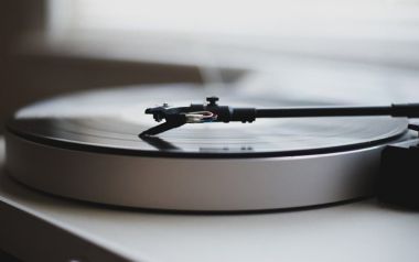 HD βινύλιο με αναλογικό ήχο 