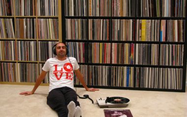 Θυμάστε ποιον δίσκο/cd/κασέτα, αγοράσατε για πρώτη φορά, σας αρέσει ακόμα;