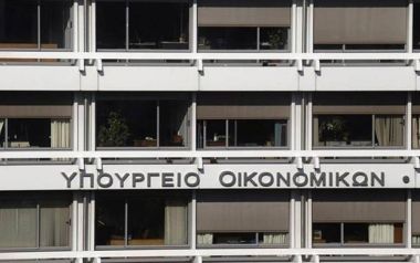 Αγριεύει η εφορία - 50.000 έλεγχοι το 2017