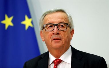 Γιούνκερ: Εδώ συνεργάζομαι με τον ακροδεξιό εταίρο του κ. Τσίπρα και η απάντηση του Καμμένου
