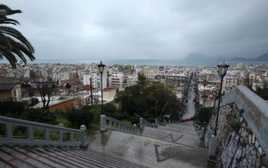  Σχέδιο του ΥΠΟΙΚ για να φρενάρουν οι αποποιήσεις κληρονομιάς (θα μας παίρνει τα σπίτια)