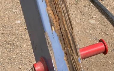 Αγανάκτηση στην Θεσσαλονίκη για τις συνθήκες που οδήγησαν να χάσει το δάχτυλο της το 8χρονο κοριτσάκι στην τσουλήθρα