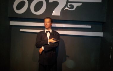 JAMES BOND