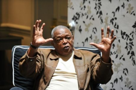 Πέθανε 78 ετών ο μουσικός θρύλος της Νότιας Αφρικής Hugh Masekela 