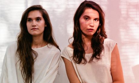 Ένα άρθρο με νέες μουσικές - Το τι ορίζεται νέο πλέον βέβαια χωράει πολύ κουβέντα...