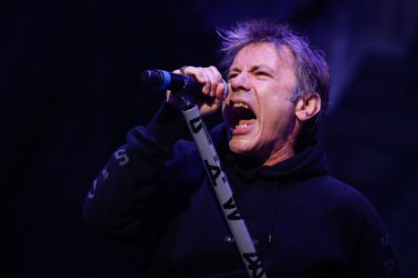 Bruce Dickinson: Οι άνθρωποι δεν πληρώνουν πια για την μουσική που ακούν κι αυτό την σκοτώνει 