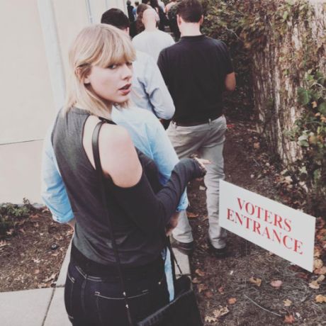 Πρώτο στην αναζήτηση του Google, τι ψήφισε η Taylor Swift
