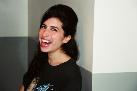 Ακυκλοφόρητες φωτογραφίες της Amy Winehouse πριν γίνει διάσημη