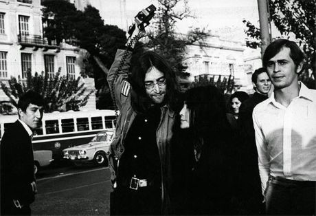 Τζον Λένον, Γιόκο Ονο και Αλέξης Μάρδας στην Αθήνα το 1969...