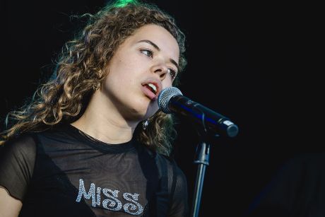 Nilüfer Yanya - stabilise