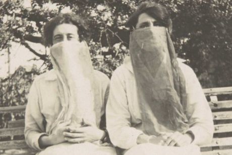 6 θανατηφόροι ιοί που πέρασε η ανθρωπότητα και κάνουν προς το παρόν τον κορονοϊό να μοιάζει με απλό κρύωμα