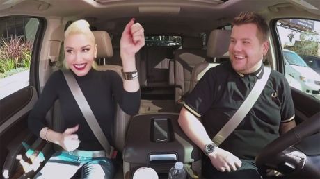 Η Gwen Stefani στο αυτοκίνητο του James Corden μαζί με άλλους δύο φίλους έκπληξη...