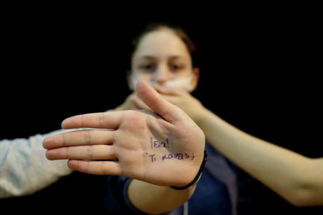 Το φεστιβάλ εφηβικού θεάτρου ξαναχτυπά στη Στέγη...