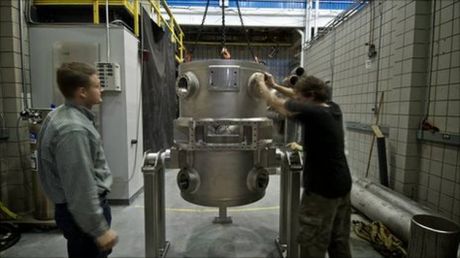 Ο πιο ισχυρός μαγνήτης του κόσμου ζυγίζει μόλις 390 γραμμάρια