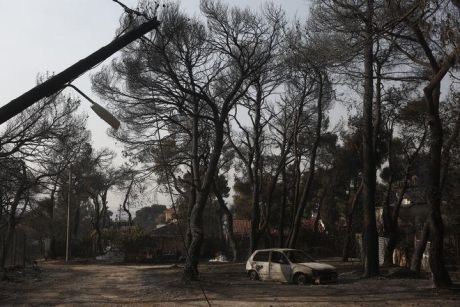 Όταν ο κόσμος δεν μυρίζει γιασεμί, αλλά αποκαΐδια
