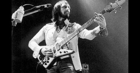 Γιατί ο John Entwistle ήταν από τους μεγαλύτερους μπασίστες