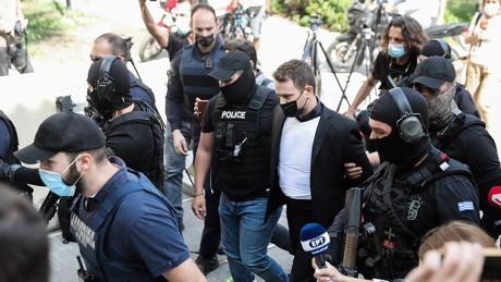 Τα στοιχεία που οδήγησαν την αστυνομία στο συμπέρασμα ότι ο πιλότος είναι ο δολοφόνος της 20χρονης Καρολάιν ήταν πολλά: