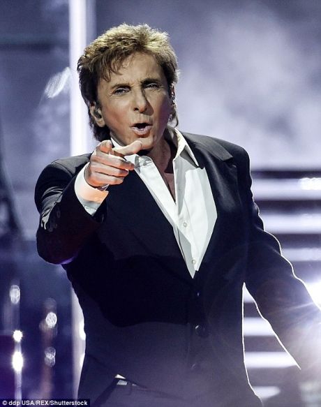 Για την Νέα Υόρκη τραγουδά ο Barry Manilow