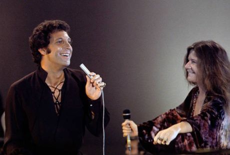 Raise Your Hand (1969) από δύο ξεχωριστές φωνές, Tom Jones & Janis Joplin