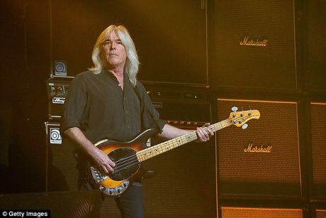 Αποχωρεί ο μπασίστας των AC/DC, Cliff Williams