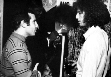 Eric Clapton και Paul Simon με τα μάτια του πατέρα