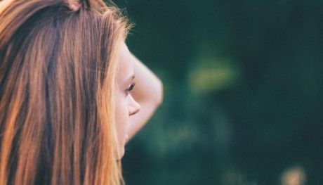Για σένα που νίκησες την κατάθλιψη: Αγκάλιασε τον εαυτό και συμπόνεσε τον σήμερα...