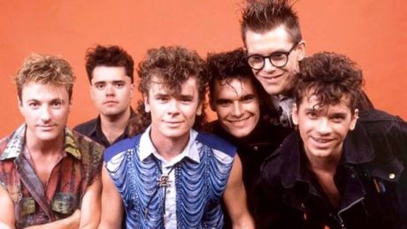 INXS: Ήμουν 15 ετών όταν άκουσα για πρώτη φορά την εθιστική εισαγωγή του Need You Tonight...