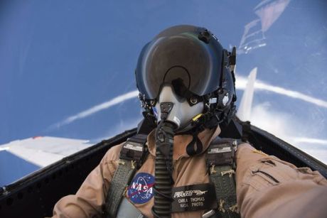 Η ανάρτηση μιας Ελληνίδας της NASA που κάνει το γύρο του κόσμου