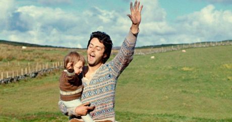 Θρύλοι της μουσικής μέσα από το φακό της Λίντα ΜακΚάρτνεϊ σε έκθεση στη Γκλασκώβη