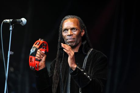 Πέθανε 56 ετών ο Ranking Roger τραγουδιστής των Beat και General Public