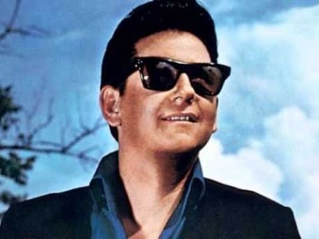 Σαν σήμερα Νο1 στην Αγγλία,  Roy Orbison - Only the Lonely
