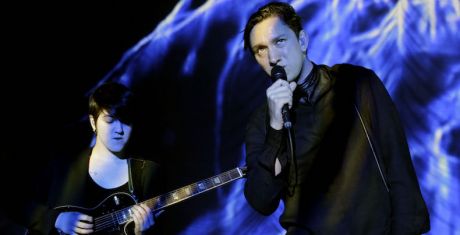 Δεν ξεκίνησε καλά το 2017 στην μουσική