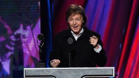 Η ομιλία του Paul McCartney για την ένταξη του Ringo στο R&RHOF