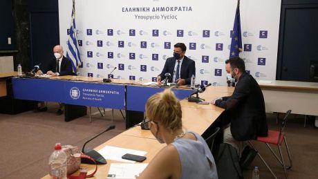 Ελλάδα: Δεν αλλάζουν τα ηλικιακά όρια για το εμβόλιο της AstraZeneca