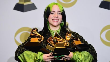 Για 4η συνεχόμενη χρονιά η Billie Eilish απαντά στις ίδιες ερωτήσεις του Vanity Fair