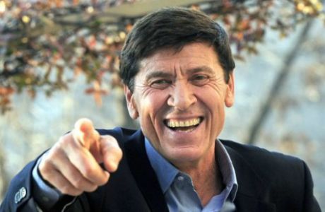 Αγαπάμε το Ιταλικό τραγούδι. Gianni Morandi -(IN GINOCCHIO DA TE)