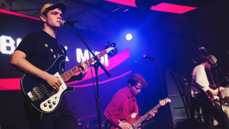 Οι Black Midi με τραγούδι τους κοροϊδεύουν τον Ed Sheeran