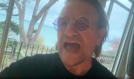 O Bono των U2 αφιερώνει νέο τραγούδι σε γιατρούς και νοσοκόμες