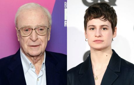 Ο Sir Michael Caine δήλωσε οπαδός των 'υπέροχων' Christine And The Queens 