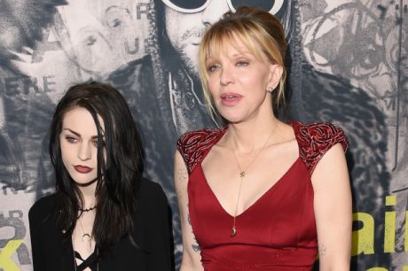 Η Courtney Love και η Frances Bean στην πρεμιέρα του ‘Kurt Cobain: Montage Of Heck’ 